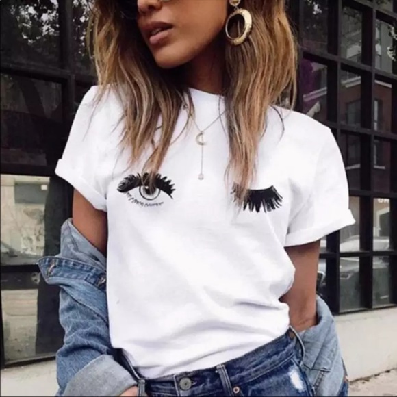Tops - wink eye lash graphic tee white black